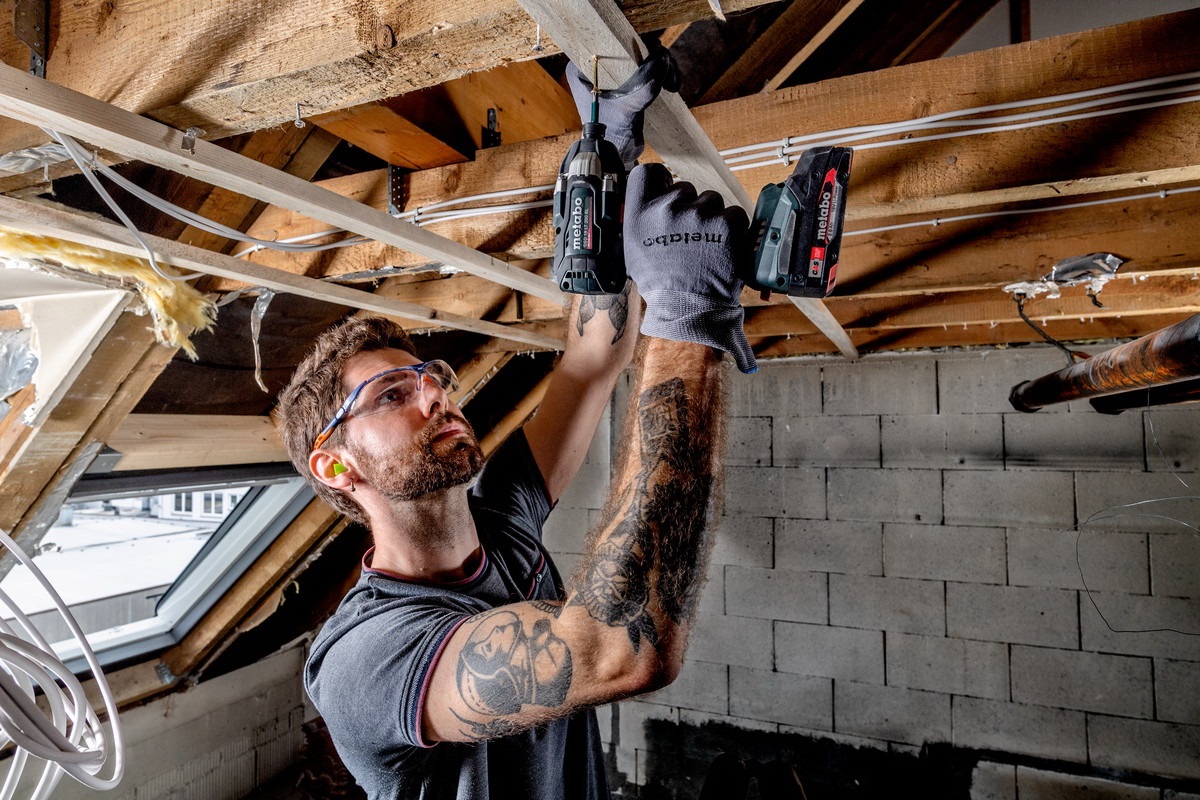 Набор: шуруповерт Metabo BS 18 LT BL + гайковерт Metabo SSD 18 LT 200 BL