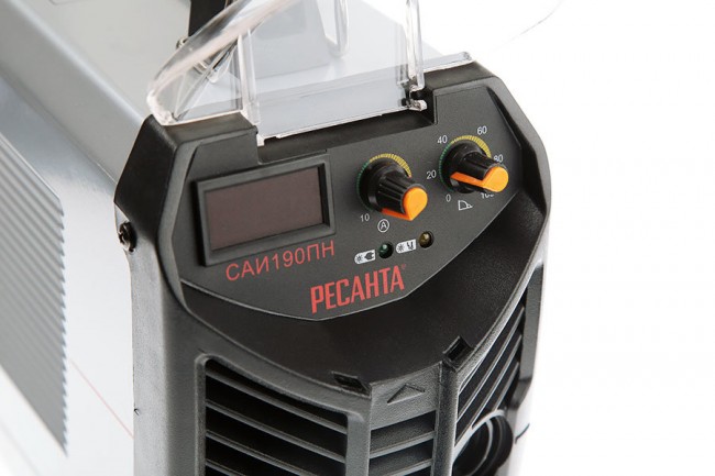 Сварочный инвертор Ресанта САИ-190ПН