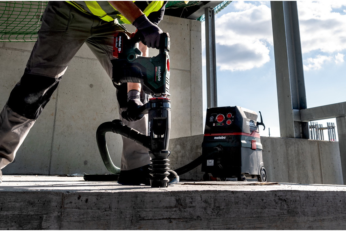 Перфоратор аккумуляторный Metabo KHA 18 LTX BL 40