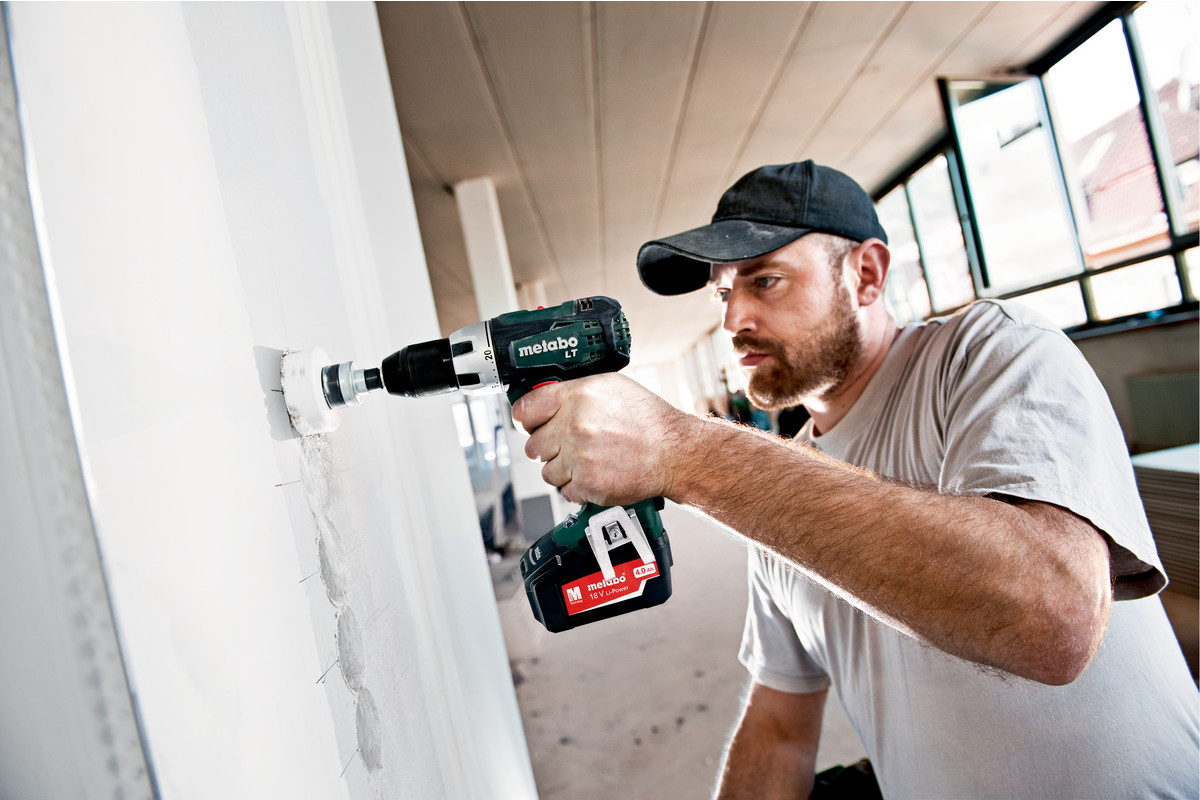 Шуруповерт Metabo BS 18 LT