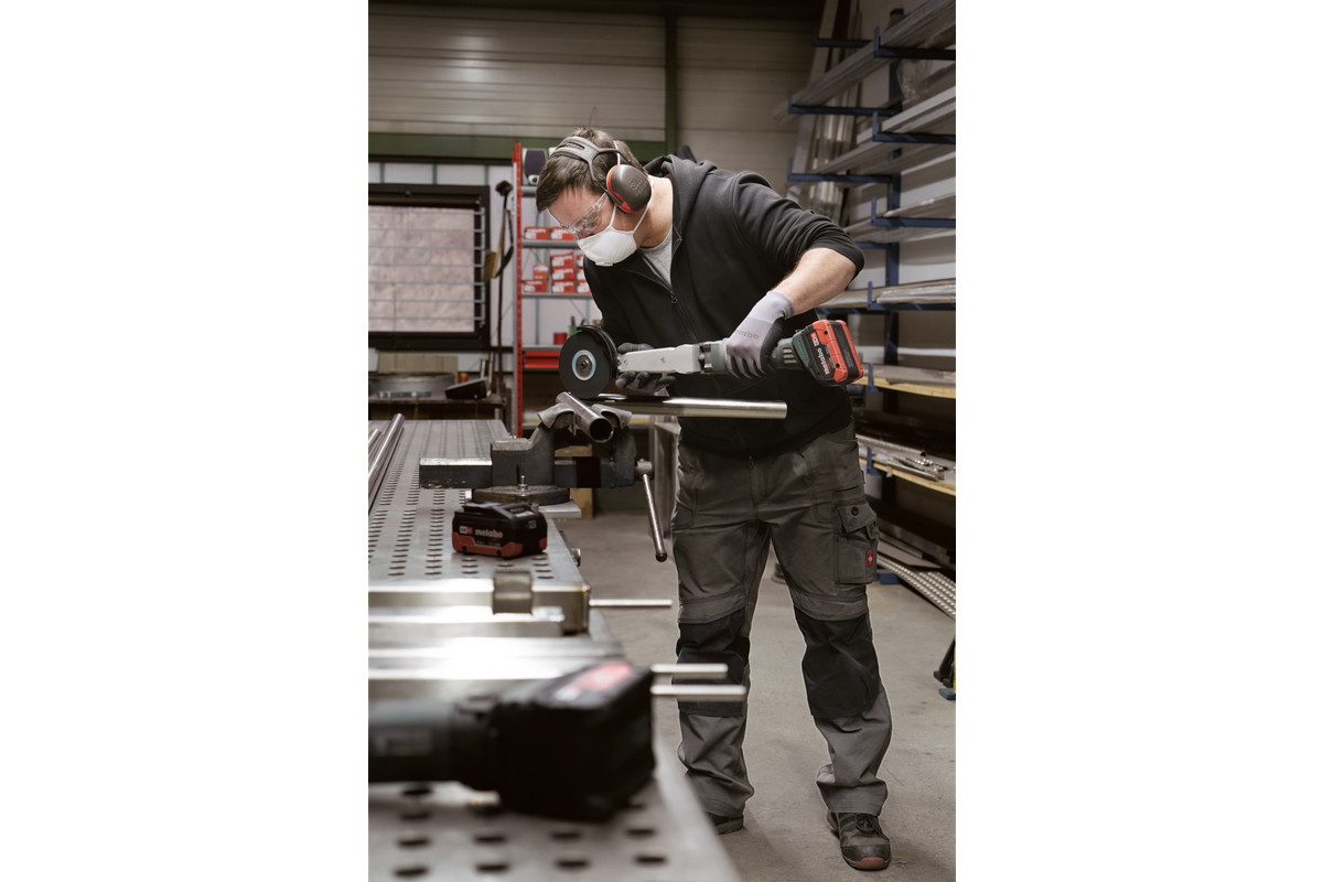 Аккумуляторный шлифователь угловых сварных швов Metabo KNS 18 LTX 150