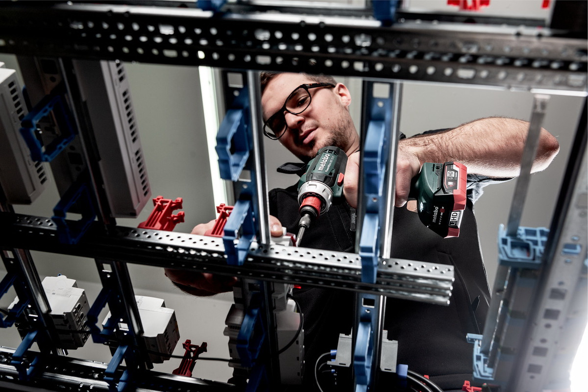 Шуруповерт Metabo Powermaxx BS 12 Q
