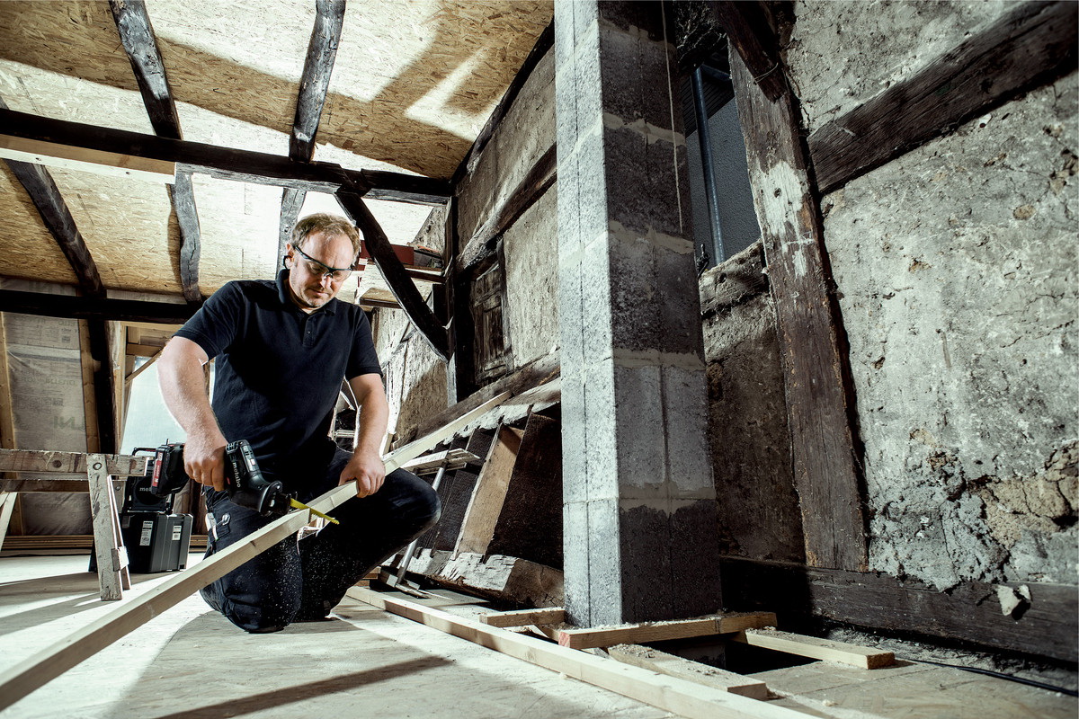 Пила сабельная аккумуляторная Metabo SSE 18 LTX Compact