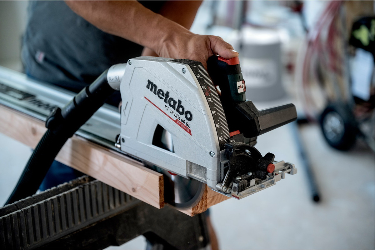 Циркулярная пила аккумуляторная Metabo KT 18 LTX 66 BL